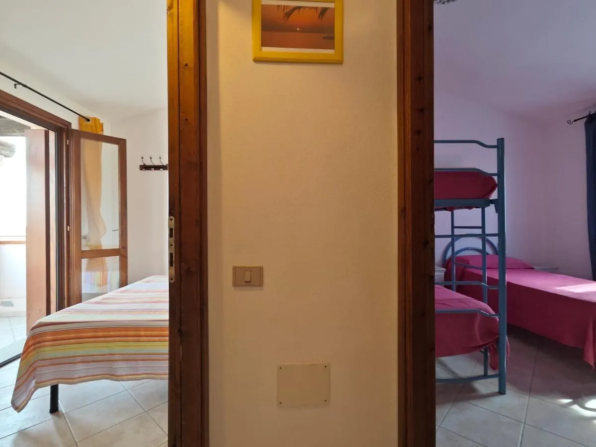 Apartment Appartamento Medusa San Teodoro Vicino Alle Spiagge Italy